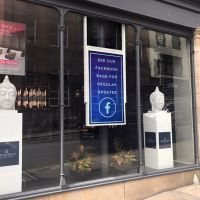 Doppelseitiges Fensterdisplay UHBD 49 & 55