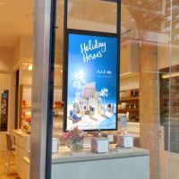 Doppelseitiges Fensterdisplay UHBD 49", Schwarz