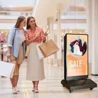 Doppelseitiger Kundenstopper Outdoor 43" 2000 cd/m² High Brightness